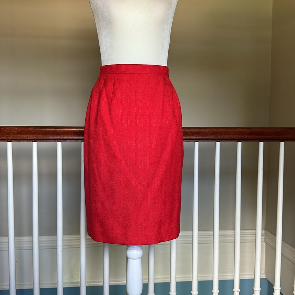 Women’s Elegant Classic Red Vintage Pencil Skirt Size 6 Petite